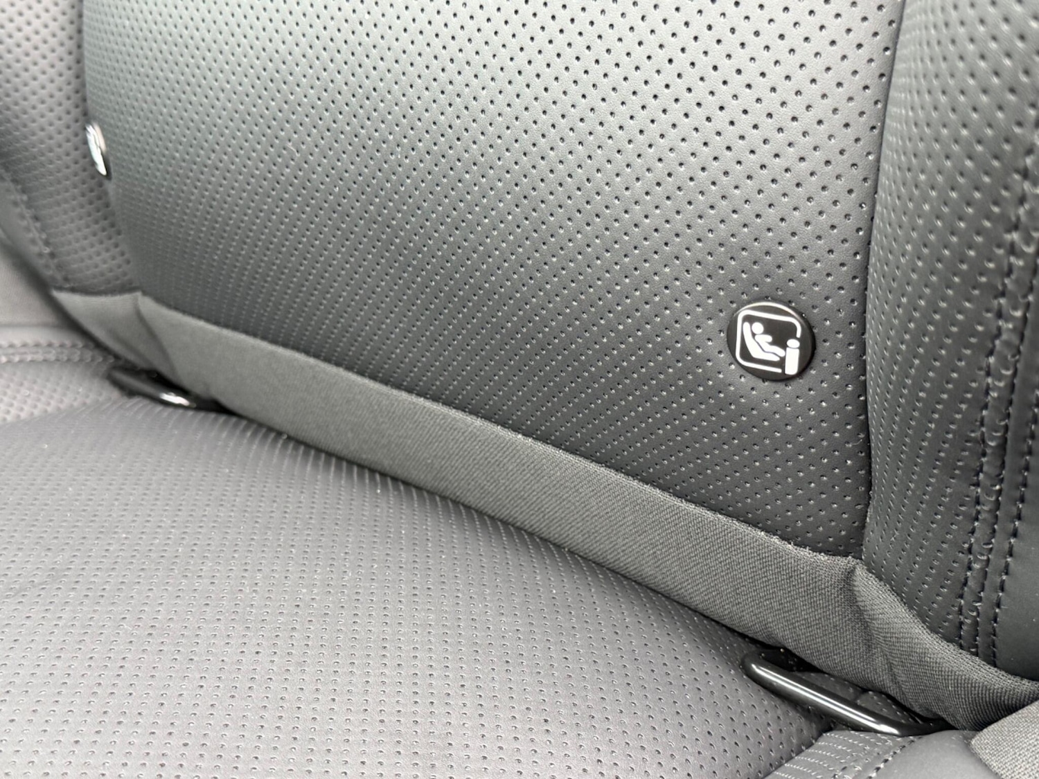 Used Land Rover Defender 2025 for sale - 77586546: Photo 23