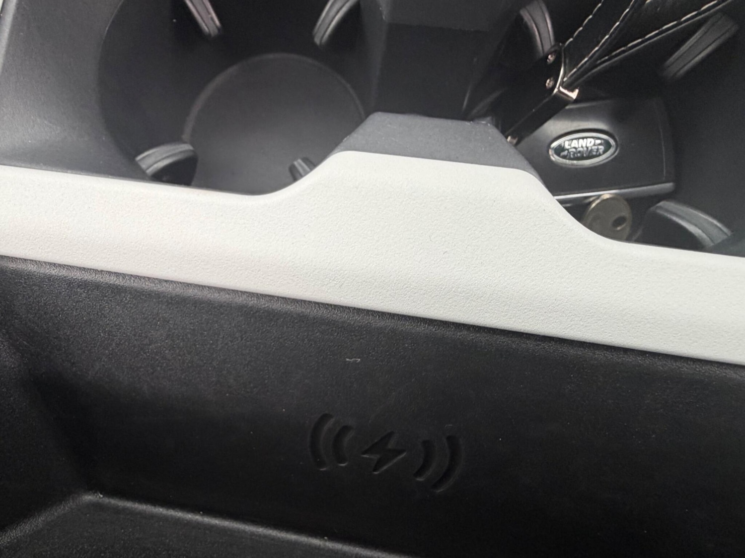 Used Land Rover Defender 2025 for sale - 77586546: Photo 42