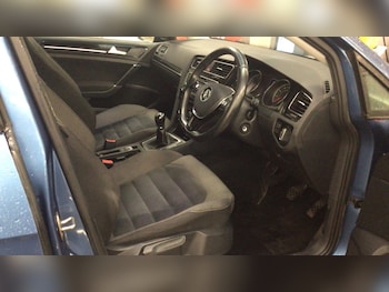 Used Volkswagen Golf 2014 for sale - 77060319: Photo