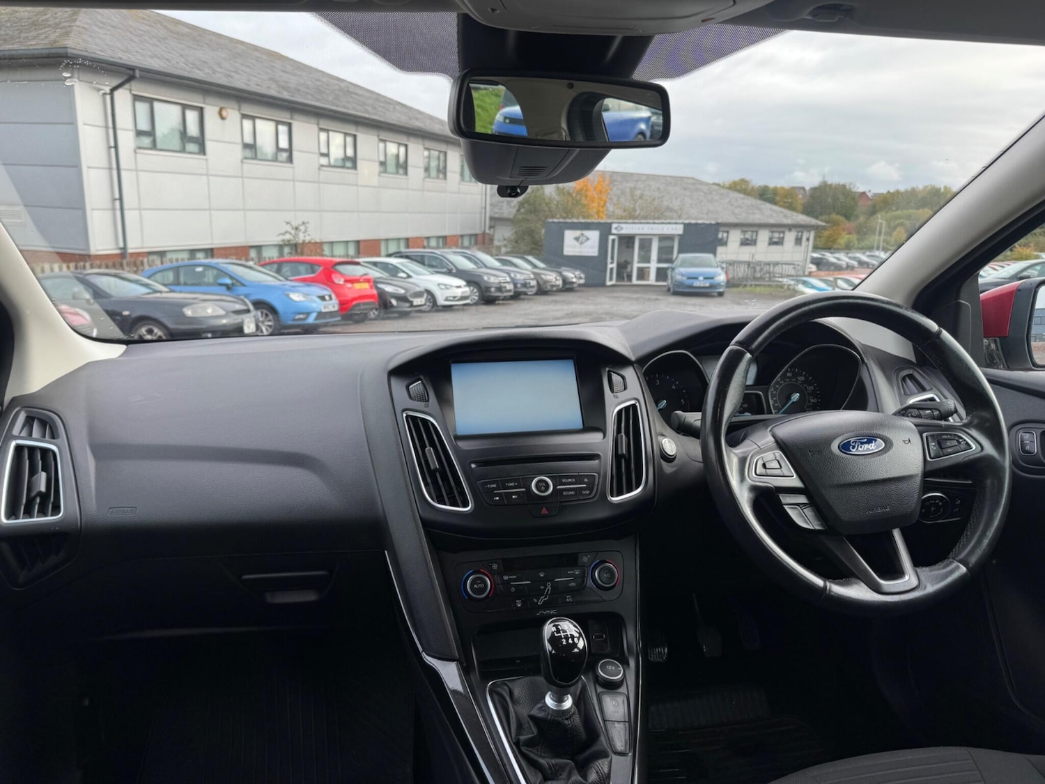 Used Ford Focus 2015 for sale - 76994000: Photo 11