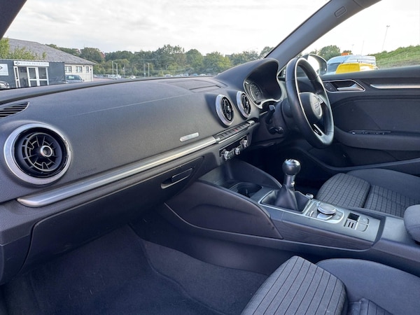 Used Audi A3 2017 for sale - 75609649: Photo 10
