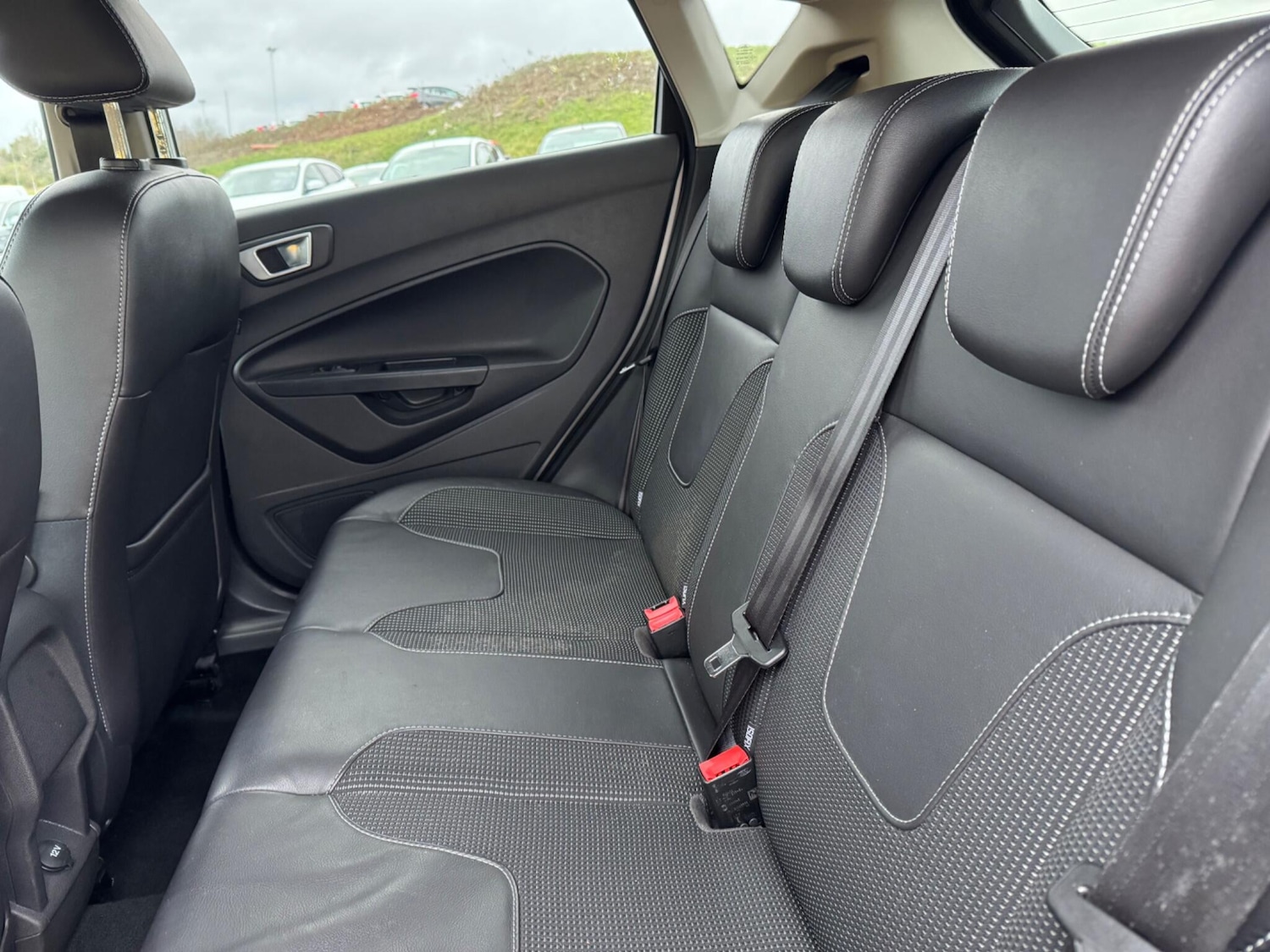 Used Ford Fiesta 2014 for sale - 76991681: Photo 12