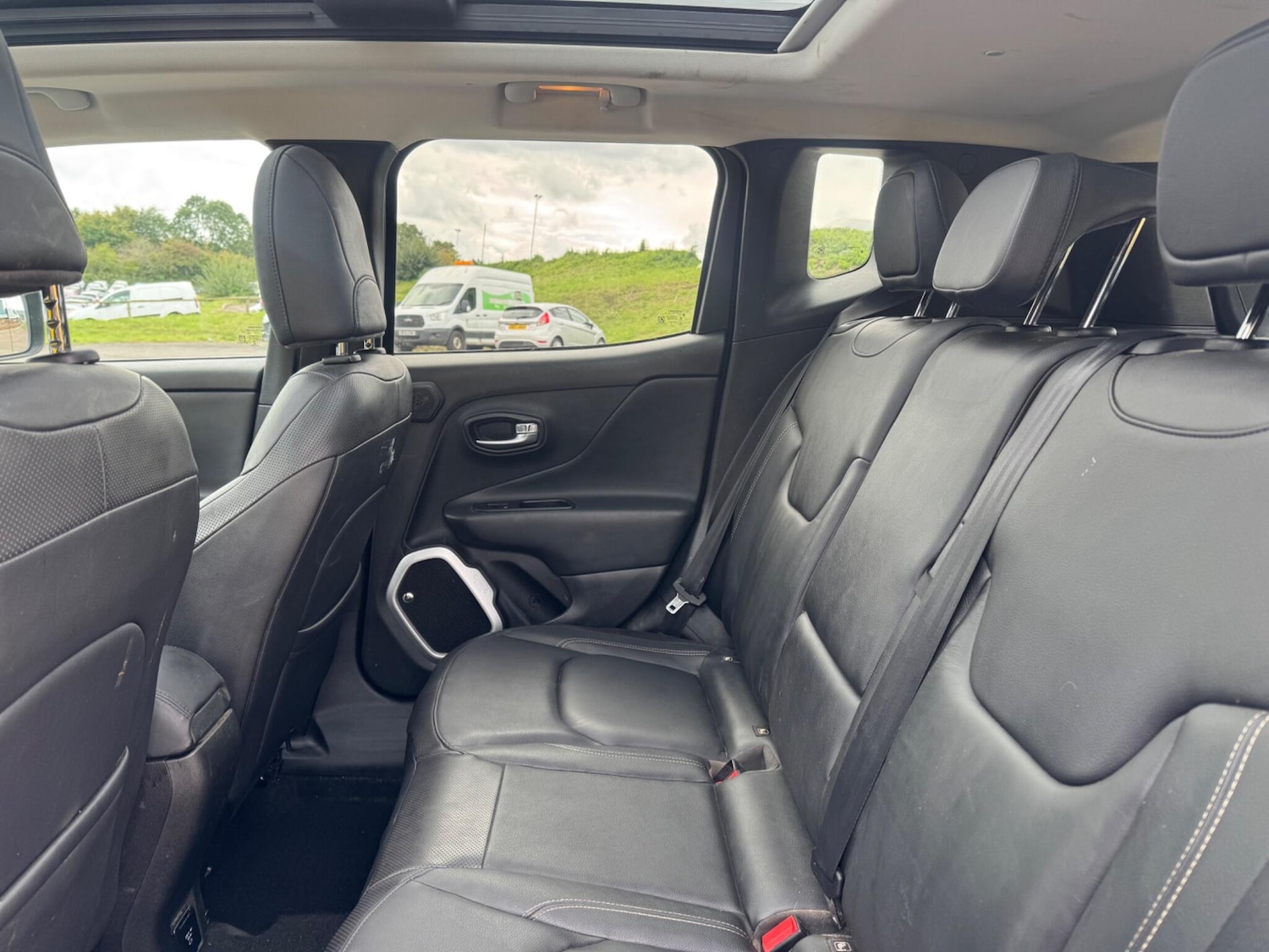 Used Jeep Renegade 2017 for sale - 76327359: Photo 13