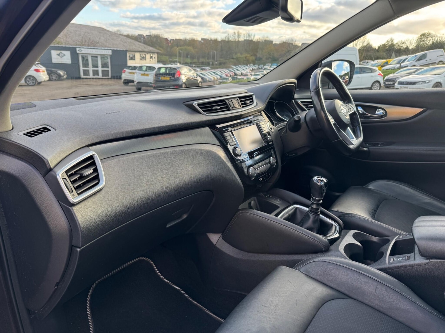 Used Nissan Qashqai 2018 for sale - 76667292: Photo 12