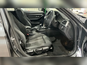 Used BMW 3 Series 2016 for sale - 77637595: Photo