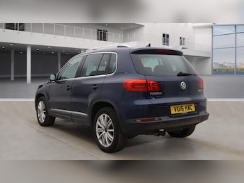 Used Volkswagen Tiguan 2016 for sale - 76200503: Photo 2