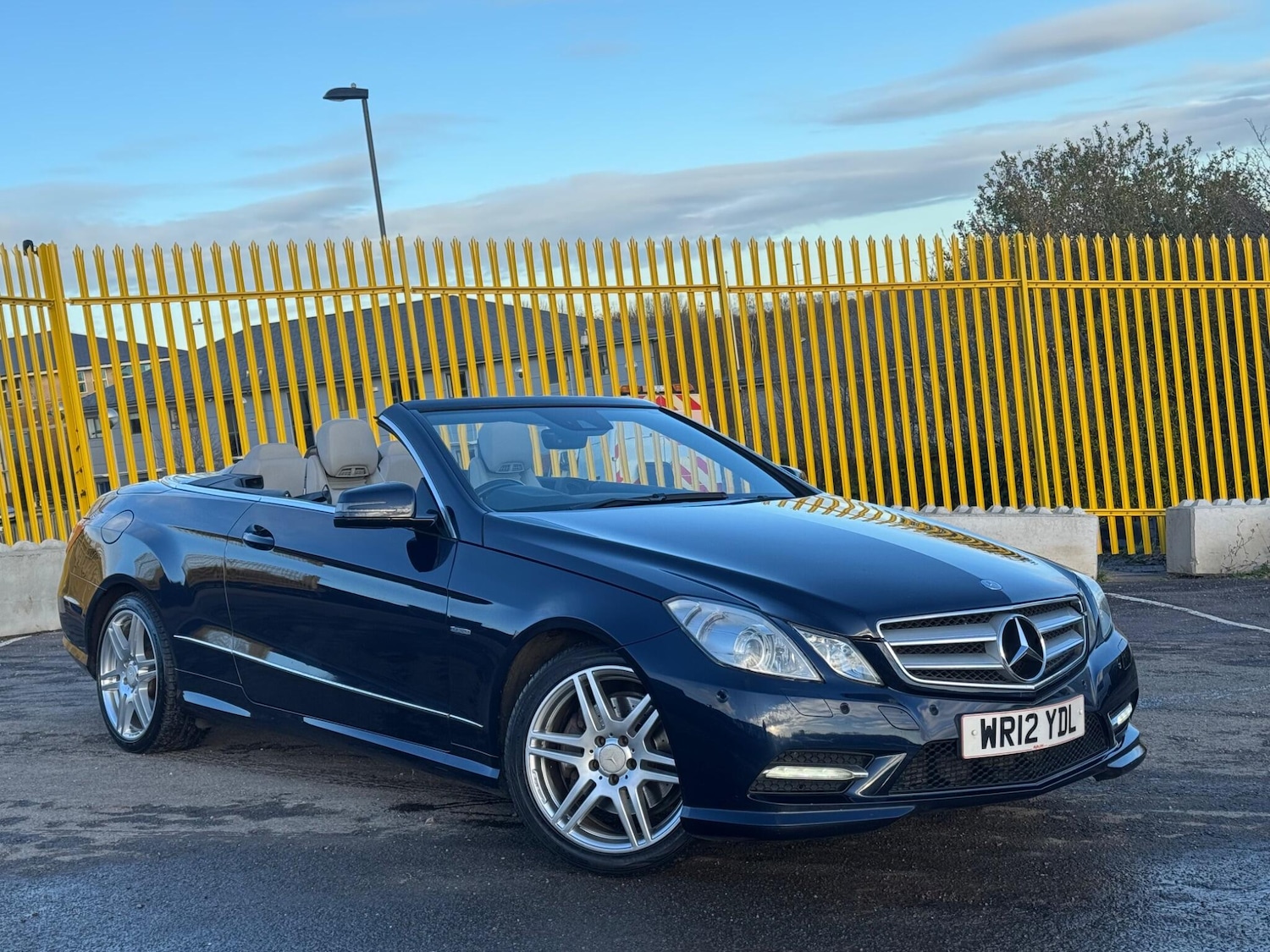 Used Mercedes-Benz E Class 2012 for sale - 76666850: Photo 1