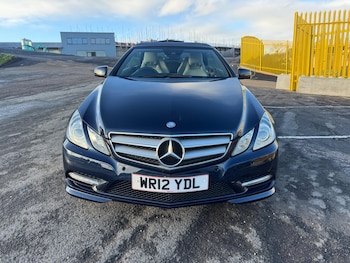 Used Mercedes-Benz E Class 2012 for sale - 76666850: Photo