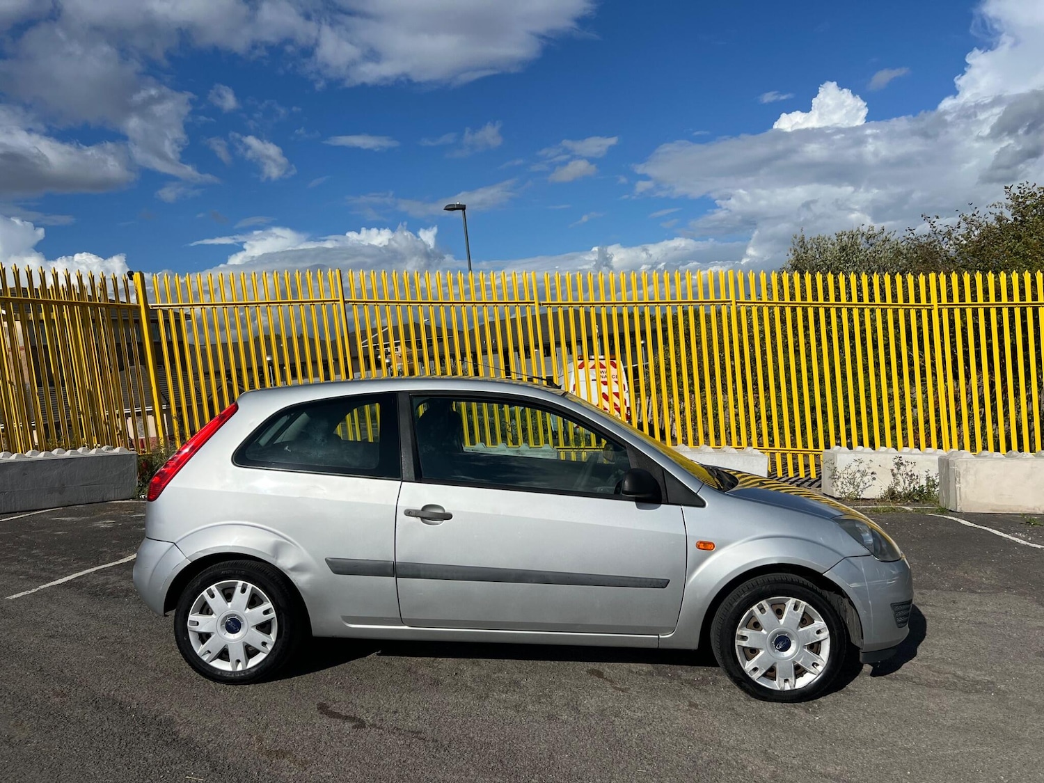 Used Ford Fiesta 2007 for sale - 75732419: Photo 5