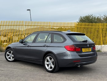 Used BMW 3 Series 2013 for sale - 76060960: Photo 2