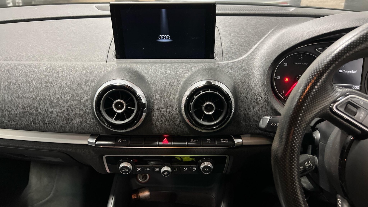 Used Audi A3 2015 for sale - 76522546: Photo 7