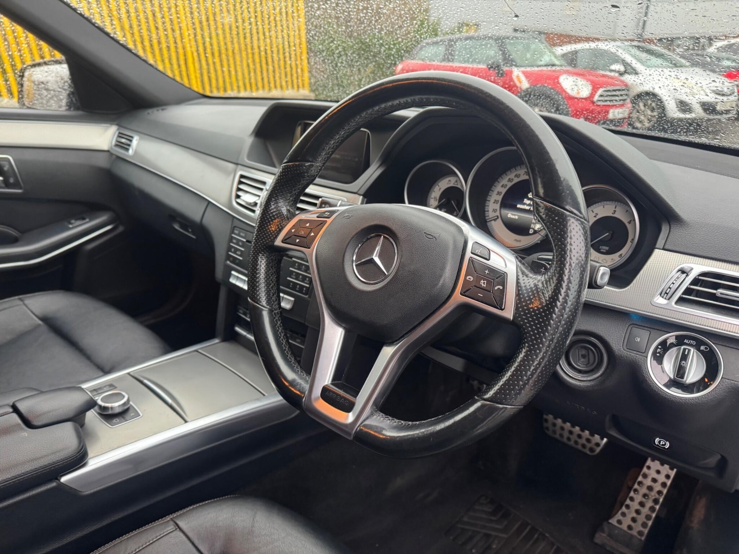 Used Mercedes-Benz E Class 2016 for sale - 76667150: Photo 11