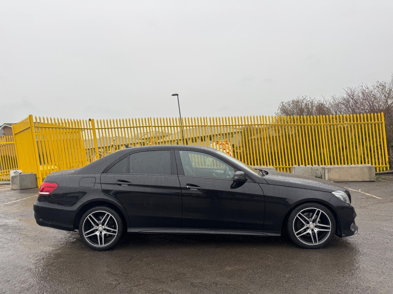 Used Mercedes-Benz E Class 2016 for sale - 76667150: Photo 5