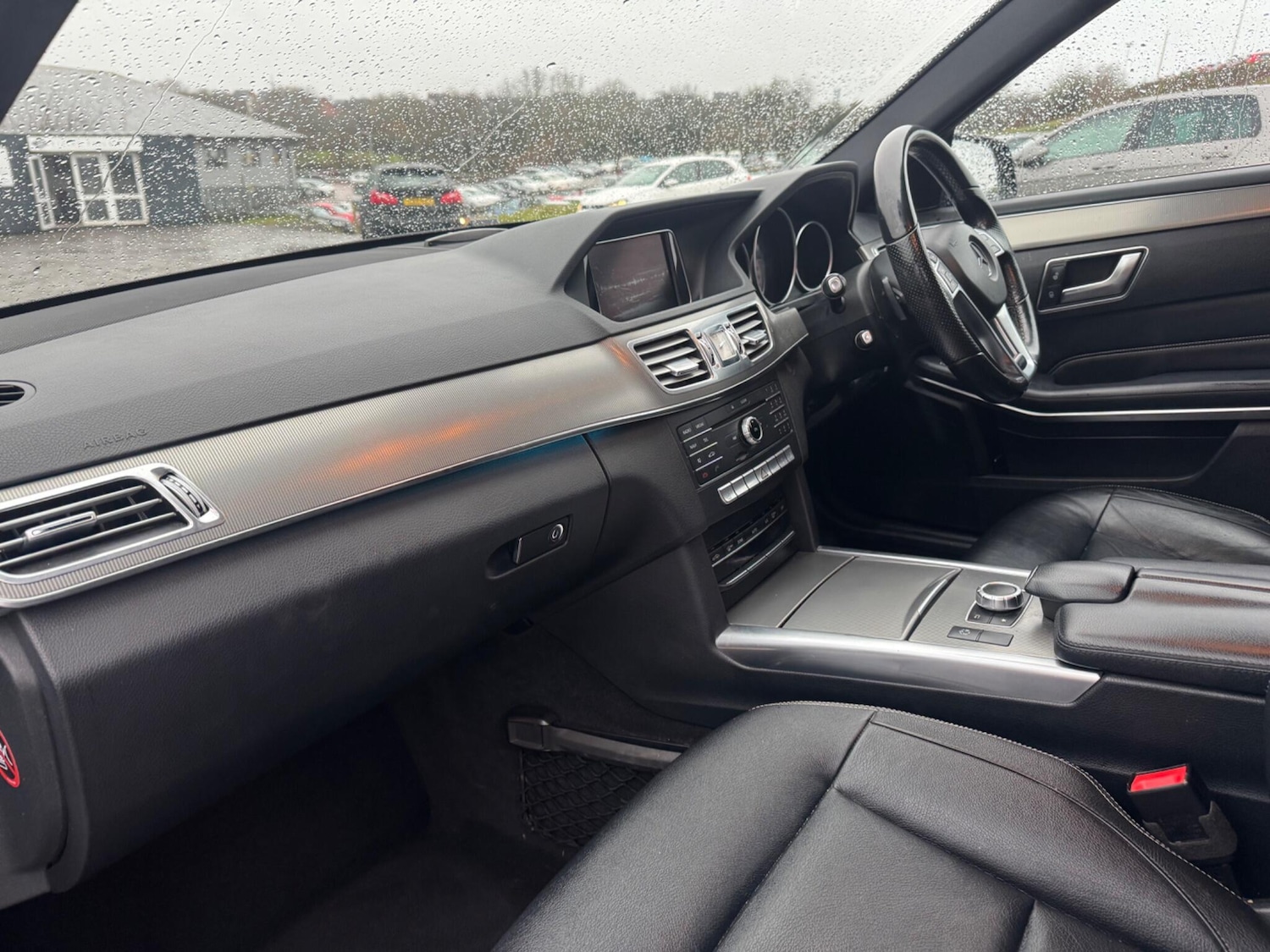 Used Mercedes-Benz E Class 2016 for sale - 76667150: Photo 9