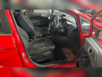 Used Ford Fiesta 2015 for sale - 77424836: Photo