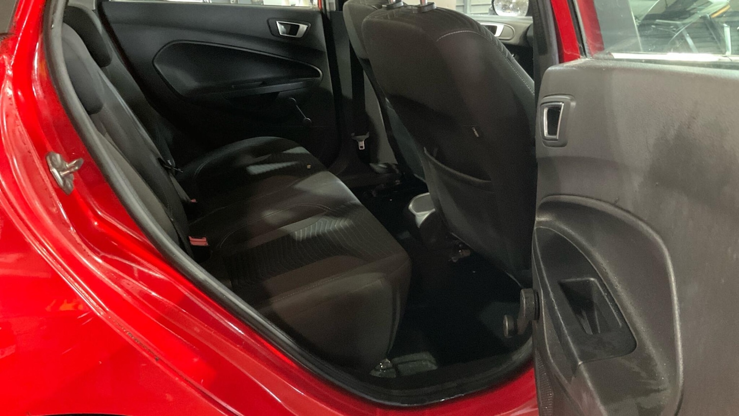 Used Ford Fiesta 2015 for sale - 77424836: Photo 5