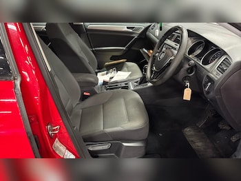 Used Volkswagen Golf 2017 for sale - 76314609: Photo 4