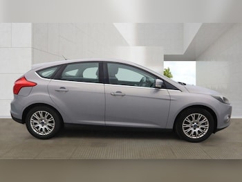 Used Ford Focus 2011 for sale - 78375704: Photo