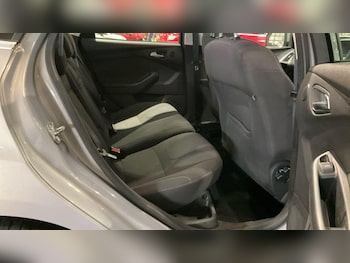 Used Ford Focus 2011 for sale - 78375704: Photo