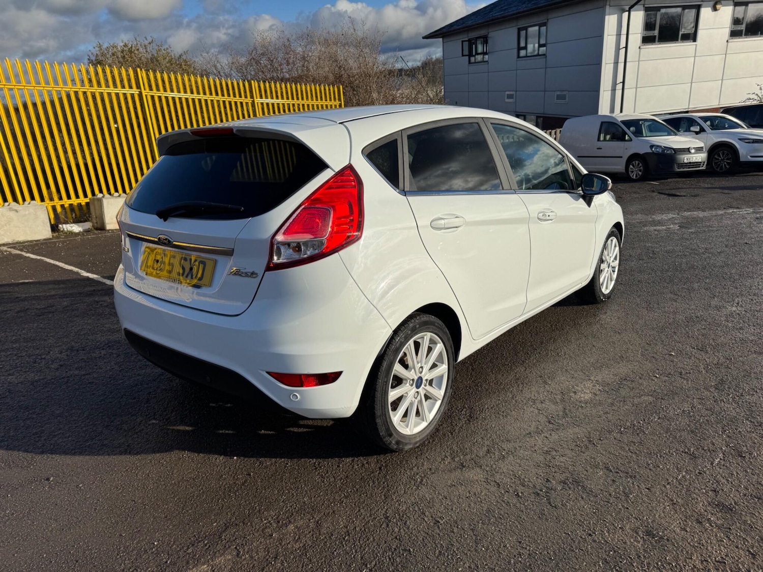Used Ford Fiesta 2015 for sale - 76926199: Photo 5