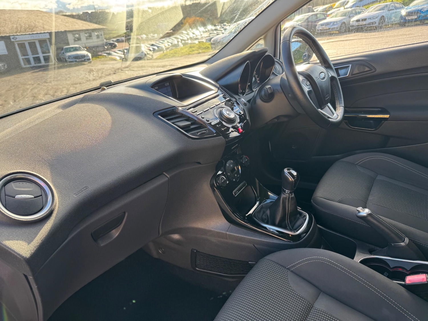 Used Ford Fiesta 2015 for sale - 76926199: Photo 9