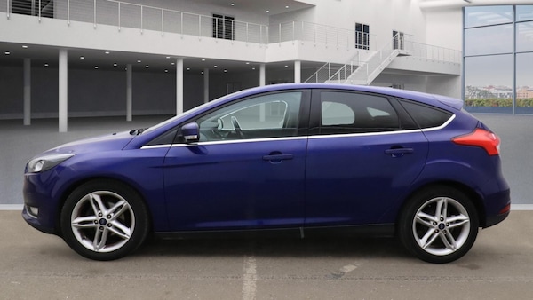 Used Ford Focus 2015 for sale - 76326381: Photo 3