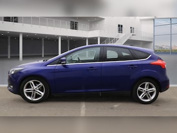 Used Ford Focus 2015 for sale - 76326381: Photo 3