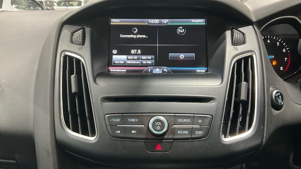 Used Ford Focus 2015 for sale - 76326381: Photo 6