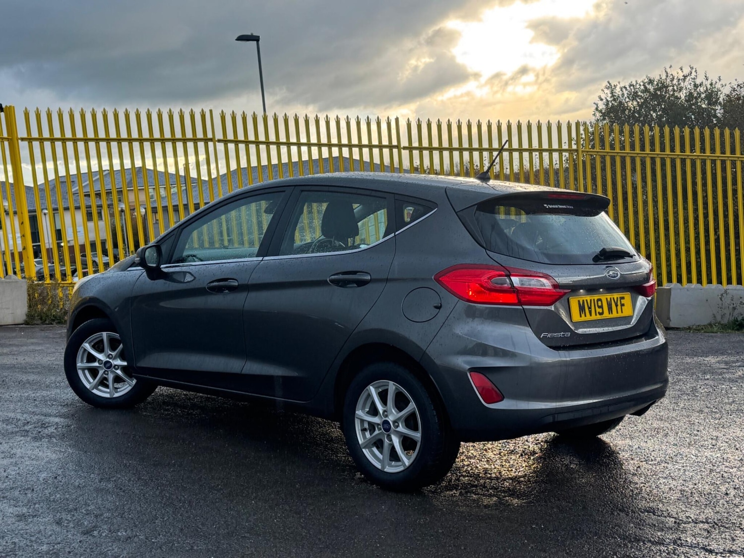 Used Ford Fiesta 2019 for sale - 76991678: Photo 2