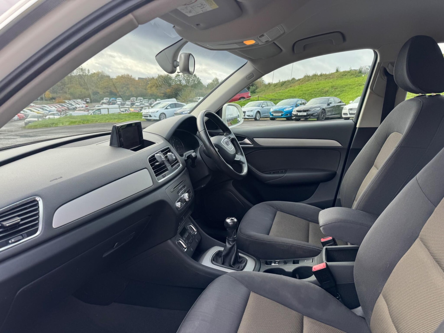 Used Audi Q3 for sale - 76995231: Photo 8