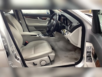 Used Mercedes-Benz C Class 2011 for sale - 76200870: Photo