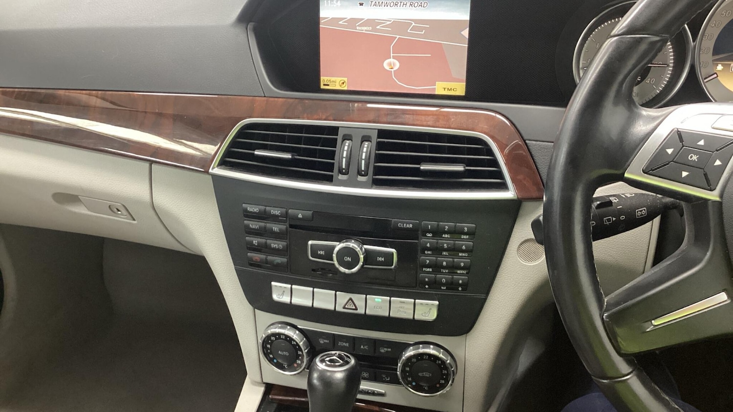 Used Mercedes-Benz C Class 2011 for sale - 76200870: Photo 6