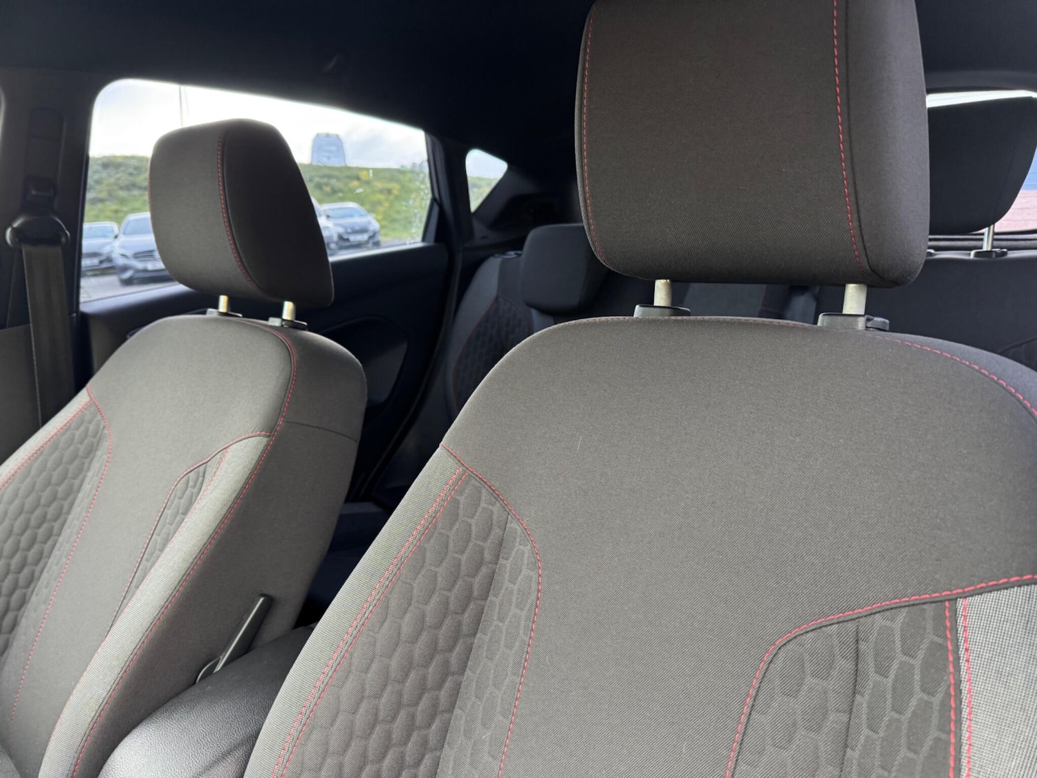 Used Ford Fiesta 2016 for sale - 76688504: Photo 11