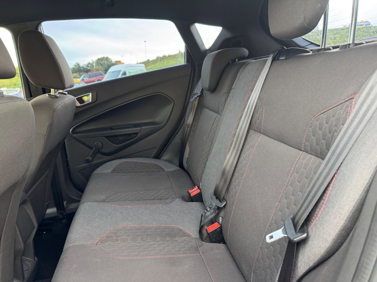 Used Ford Fiesta 2016 for sale - 76688504: Photo 12