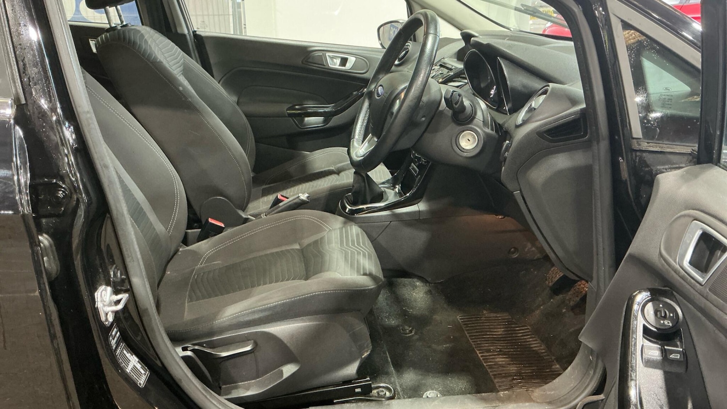 Used Ford Fiesta 2017 for sale - 77425248: Photo 4