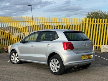 Used Volkswagen Polo 2011 for sale - 76527938: Photo