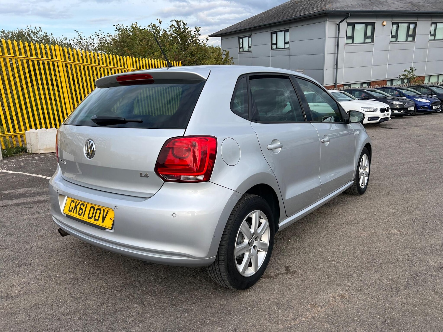Used Volkswagen Polo 2011 for sale - 76527938: Photo 6
