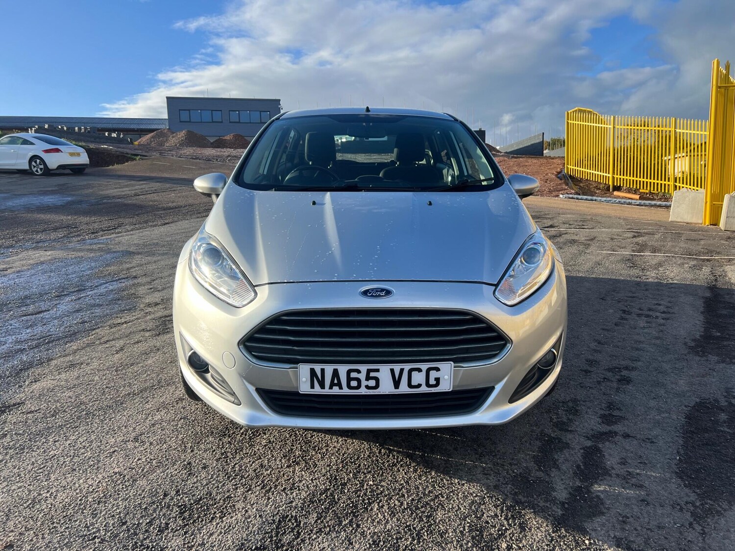 Used Ford Fiesta 2015 for sale - 76247118: Photo 3