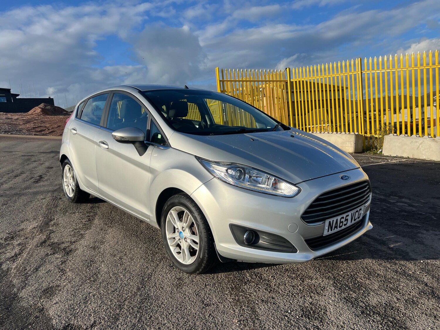 Used Ford Fiesta 2015 for sale - 76247118: Photo 4