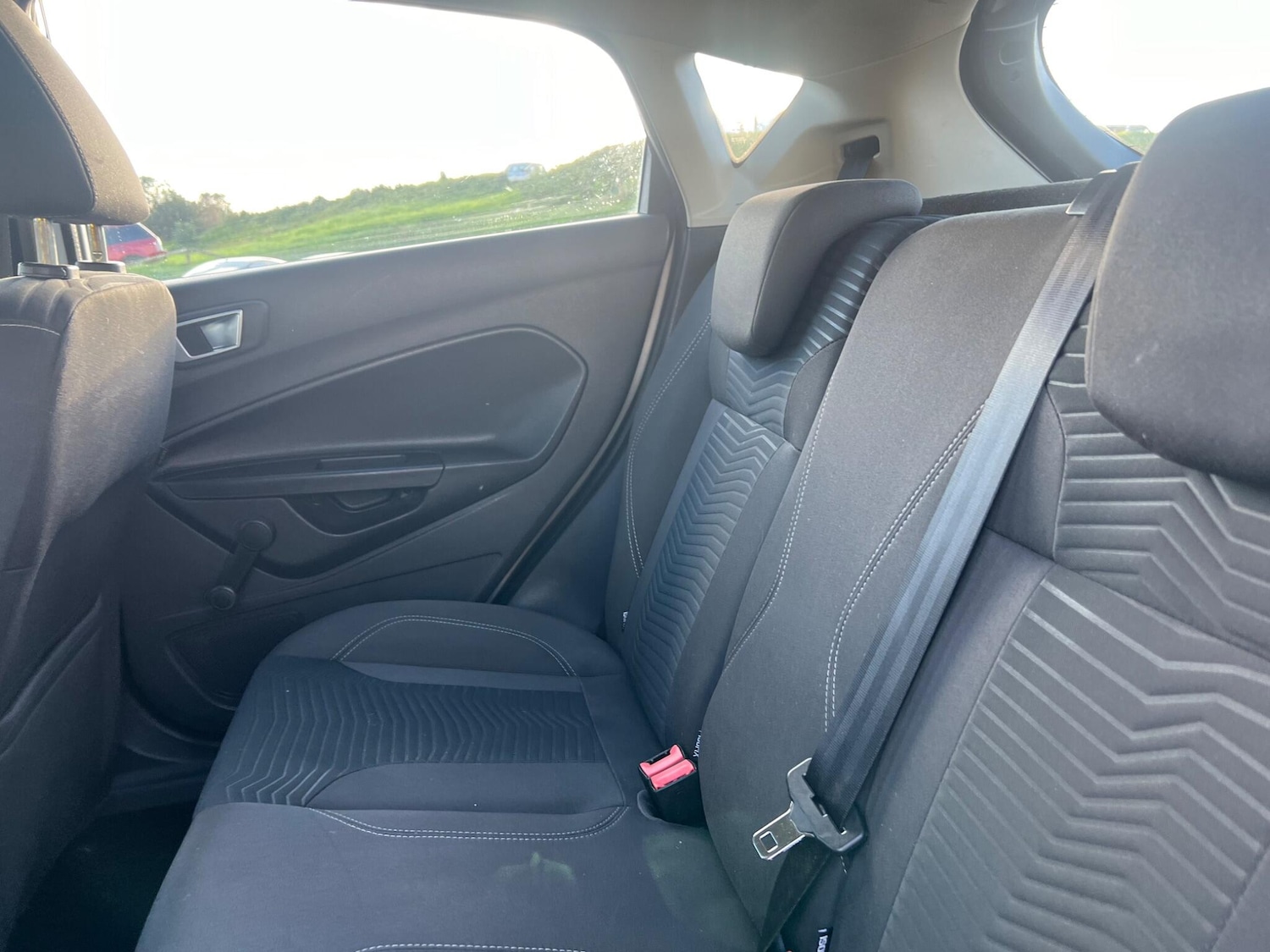 Used Ford Fiesta 2015 for sale - 76247118: Photo 9