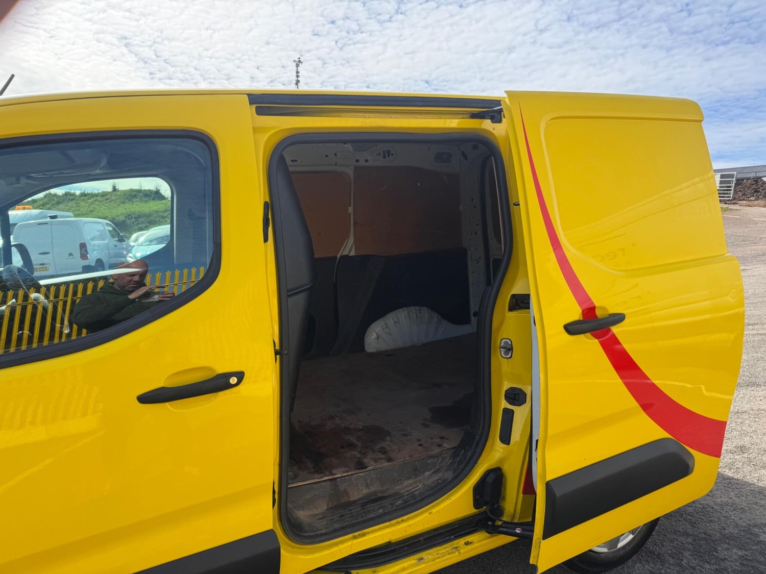 Used Citroen Berlingo 2021 for sale - 76993340: Photo 9