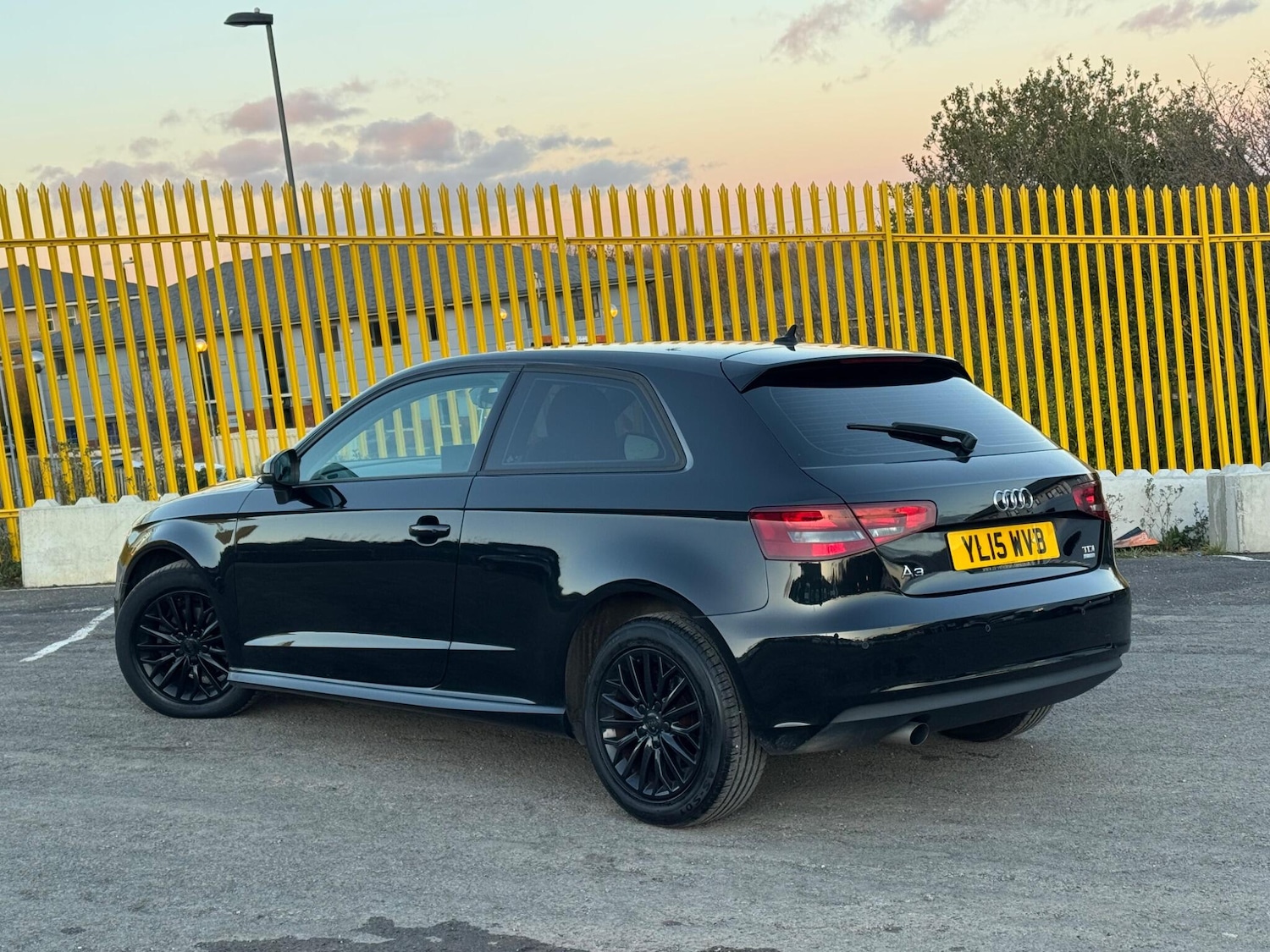 Used Audi A3 2015 for sale - 76667299: Photo 2