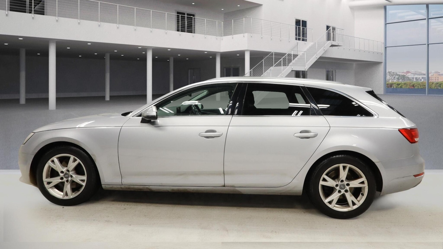 Used Audi A4 Avant for sale - 77191578: Photo 3