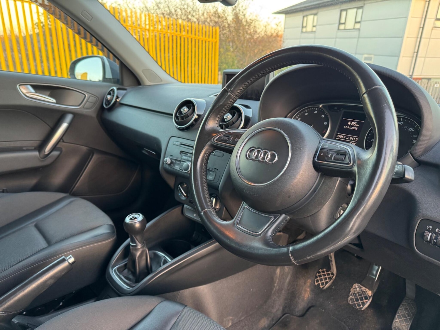 Used Audi A1 2012 for sale - 76607560: Photo 13