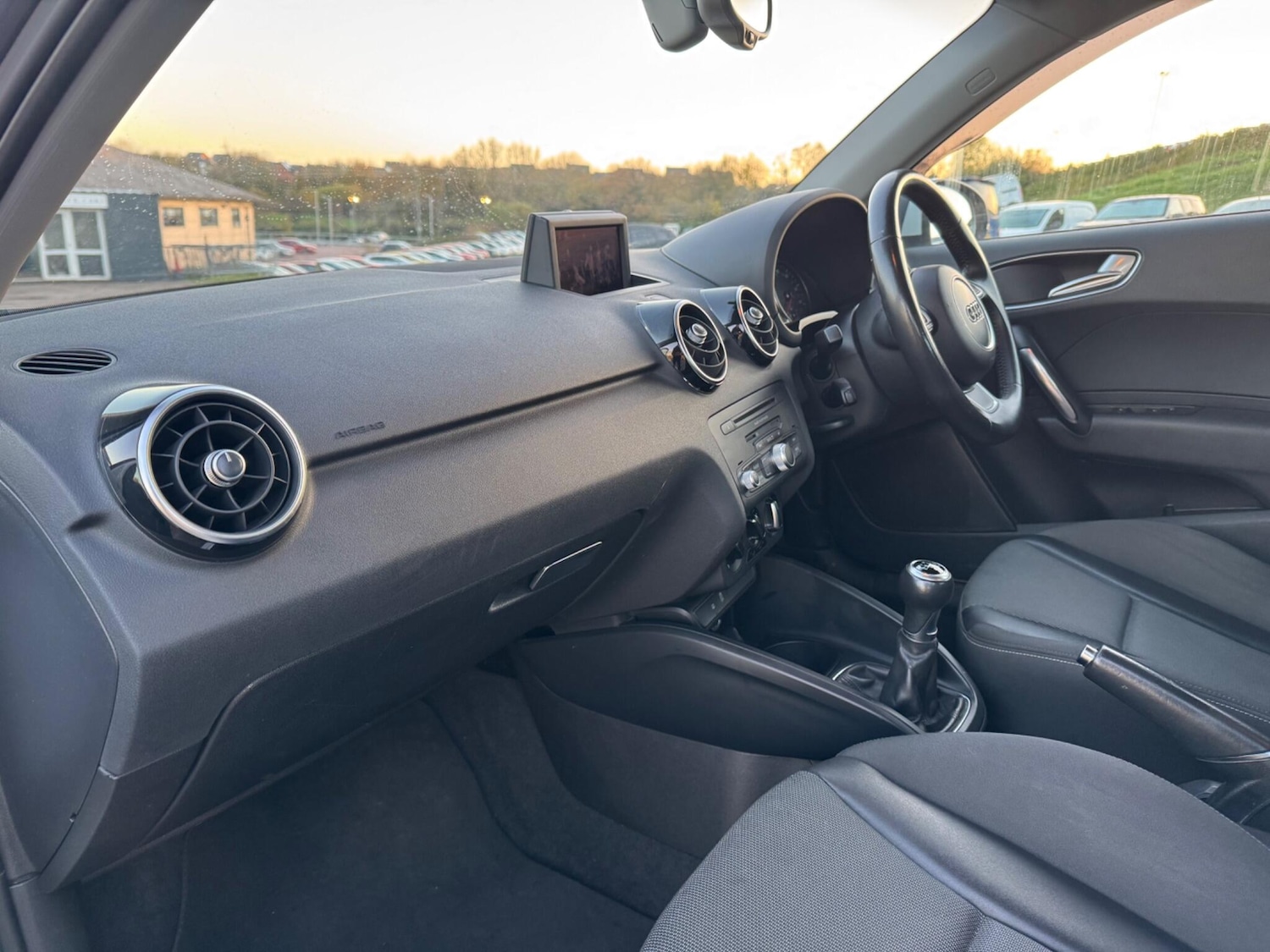 Used Audi A1 2012 for sale - 76607560: Photo 9