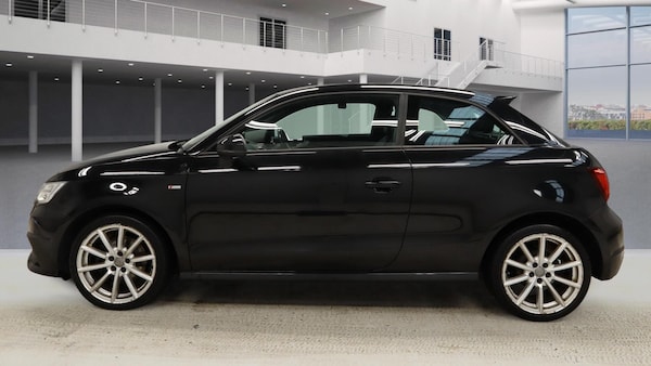 Used Audi A1 2015 for sale - 76199696: Photo 3