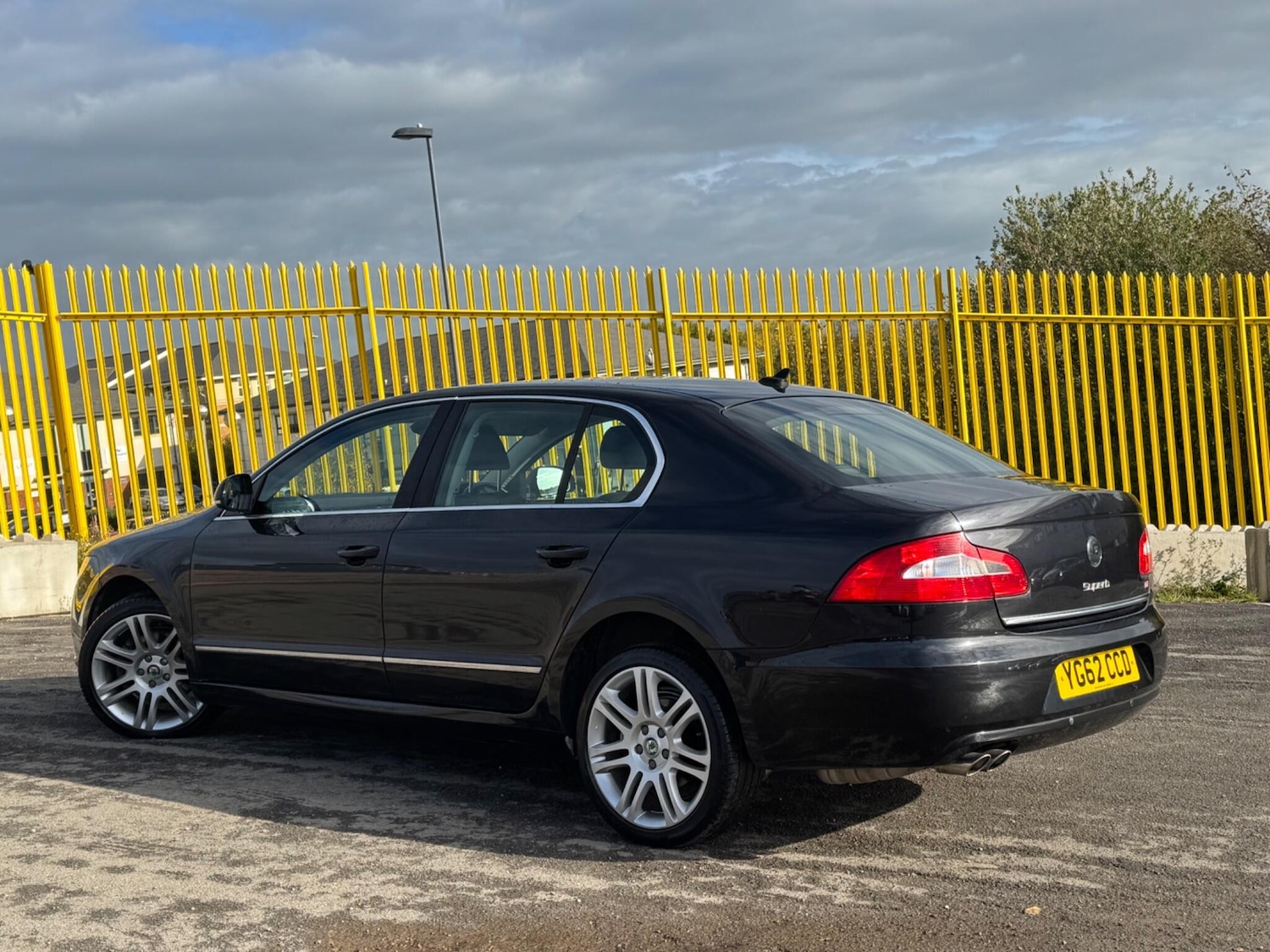 Used Skoda Superb 2012 for sale - 75965126: Photo 2