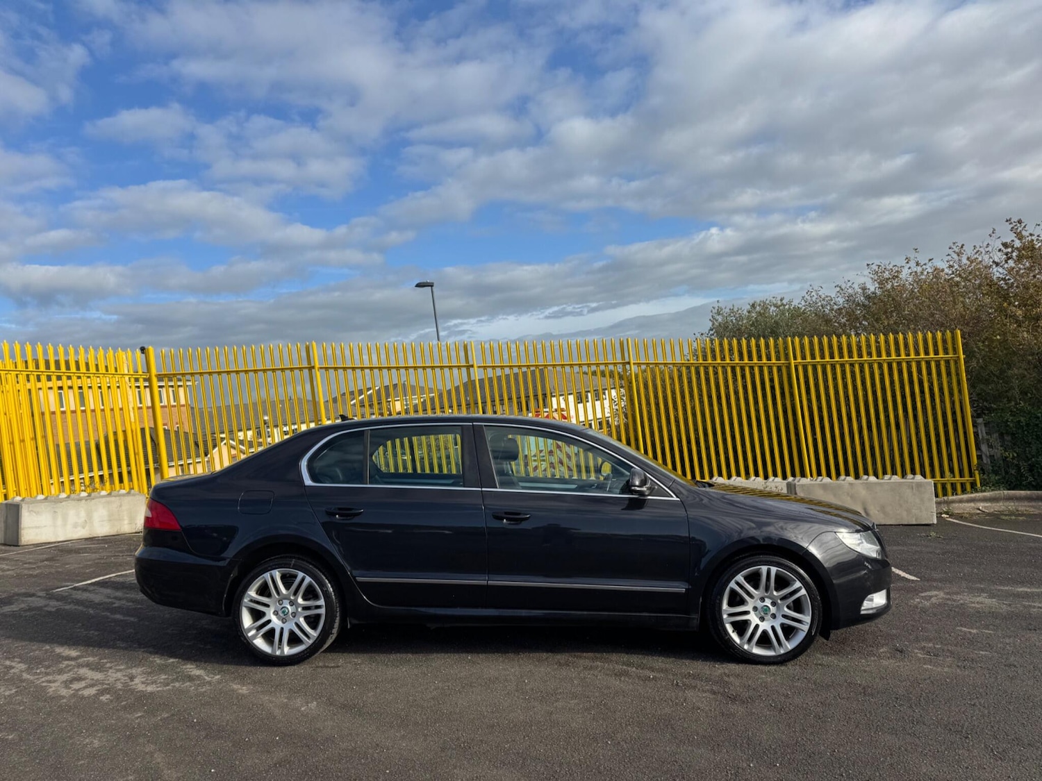 Used Skoda Superb 2012 for sale - 75965126: Photo 5