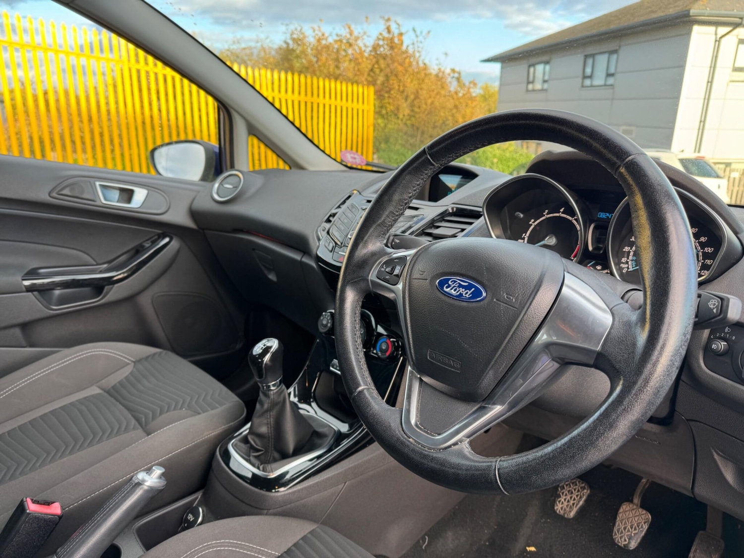 Used Ford Fiesta 2015 for sale - 76179565: Photo 12