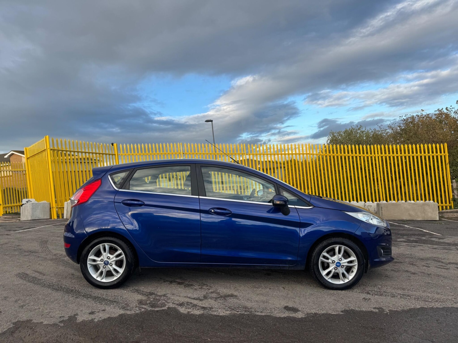 Used Ford Fiesta 2015 for sale - 76179565: Photo 6